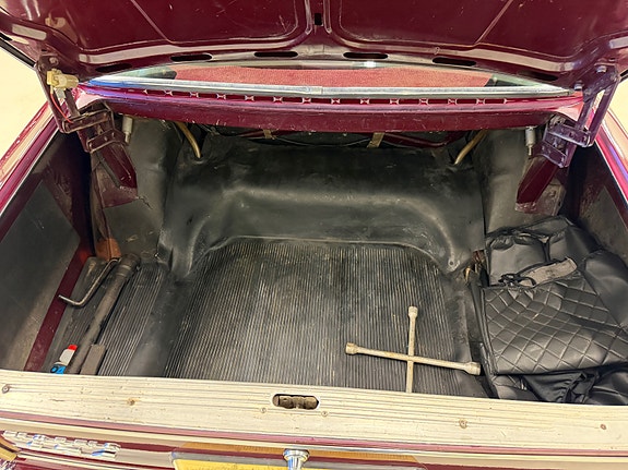 Volvo 164 27 of 30