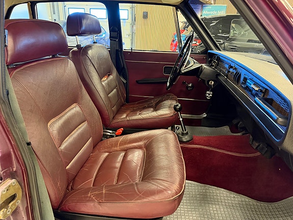 Volvo 164 21 of 30