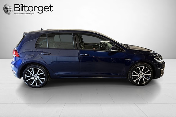 Volkswagen e-Golf VII 4 of 28