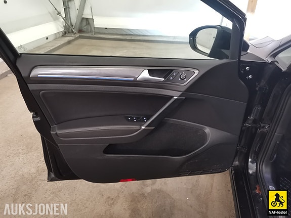 Volkswagen golf 9 of 30