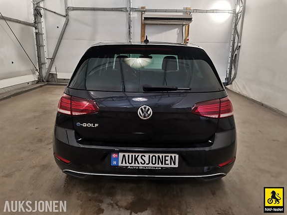 Volkswagen golf 5 of 30