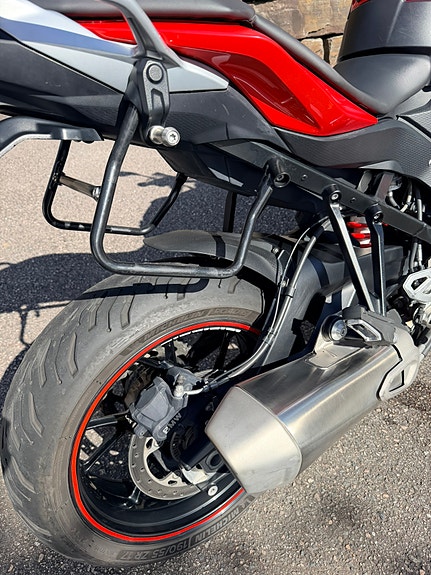 BMW S 1000 XR 11 of 25