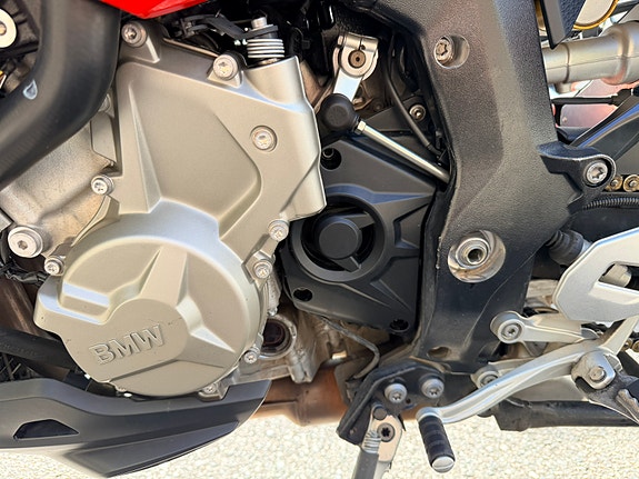 BMW S 1000 XR 21 of 25