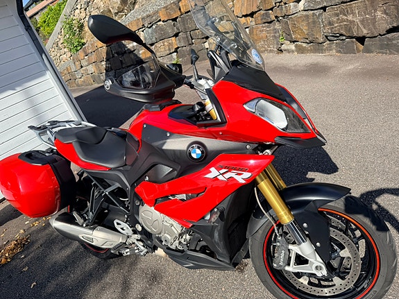 BMW S 1000 XR 8 of 25