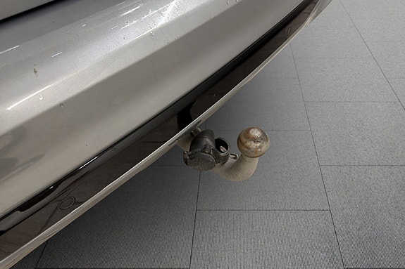 Ford Kuga 8 of 18