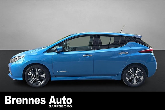 Nissan Leaf 4 of 24