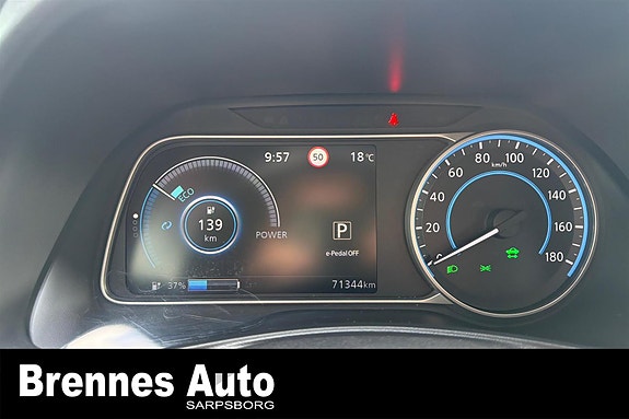 Nissan Leaf 13 of 24