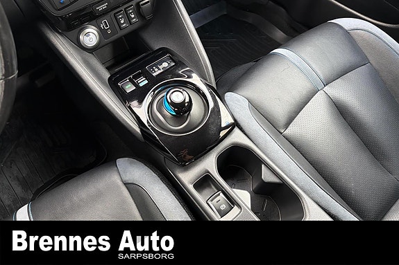 Nissan Leaf 19 of 24