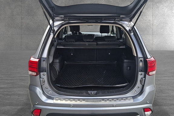 Mitsubishi Outlander 9 of 30