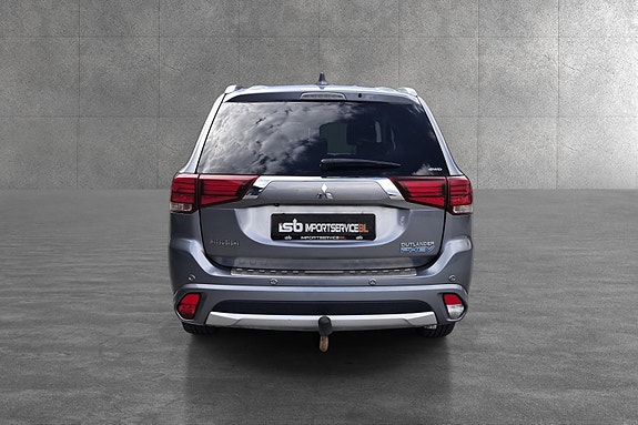 Mitsubishi Outlander 4 of 30