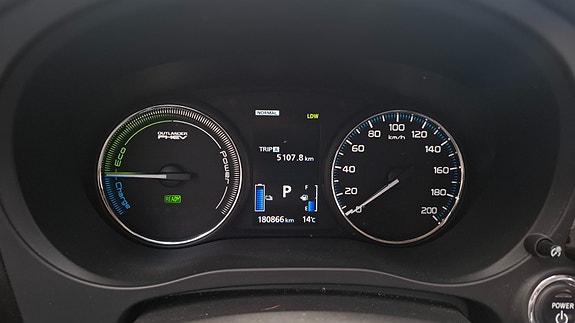 Mitsubishi Outlander 17 of 30