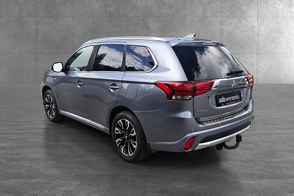 Mitsubishi Outlander 8 of 30