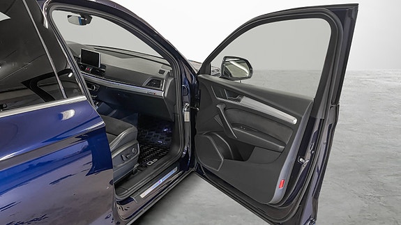 Audi Q5 15 of 27
