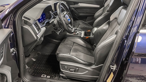 Audi Q5 10 of 27
