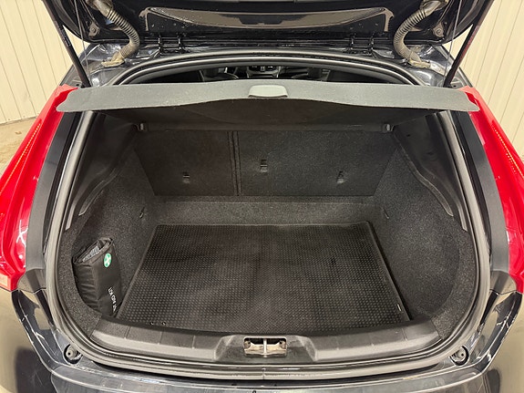 Volvo V40 23 of 23