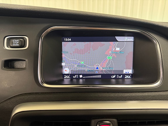 Volvo V40 10 of 23