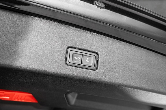 Audi Q4 e-tron 28 of 29