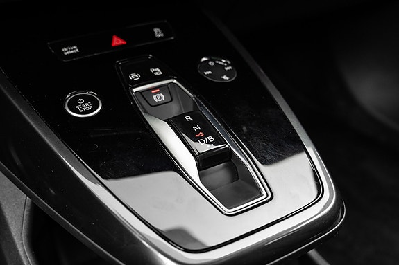Audi Q4 e-tron 22 of 29