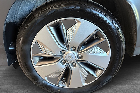 Hyundai Kona 29 of 30