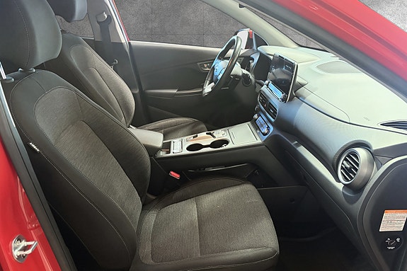 Hyundai Kona 16 of 30