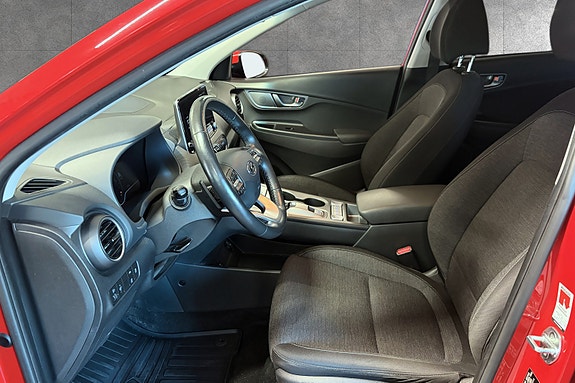 Hyundai Kona 11 of 30