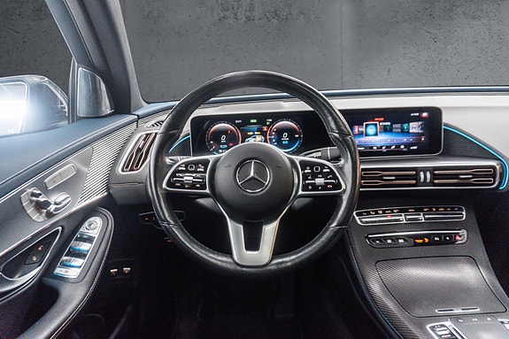 Mercedes-Benz EQC400 24 of 30