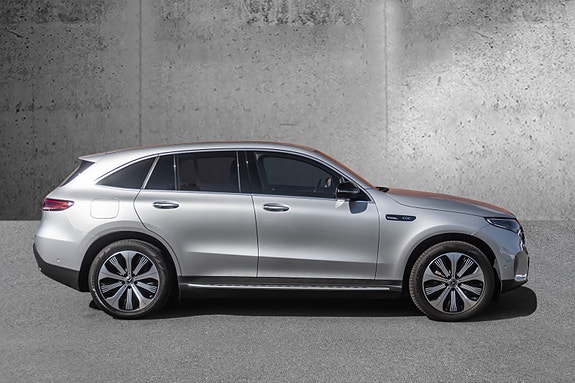Mercedes-Benz EQC400 4 of 30