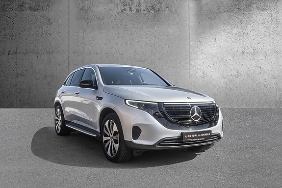 Mercedes-Benz EQC400 3 of 30