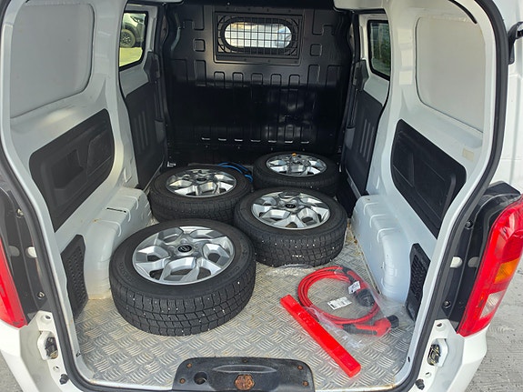BYD eTP3 19 of 21