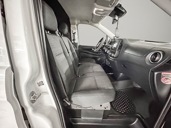 Mercedes-Benz Vito 119 14 of 20