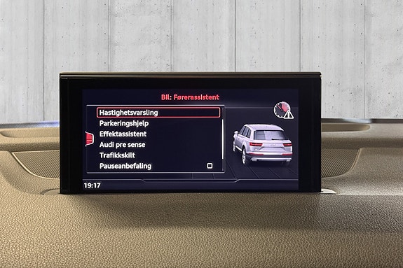 Audi Q7 21 of 30