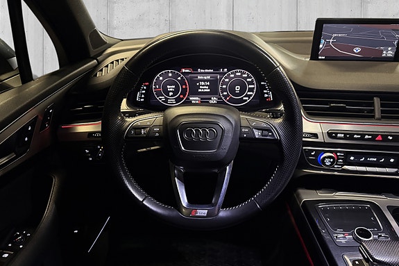 Audi Q7 13 of 30