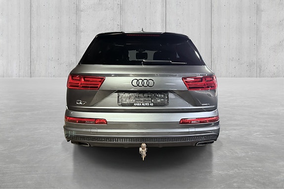 Audi Q7 5 of 30