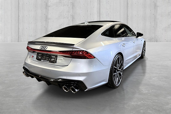 Audi A7 4 of 30