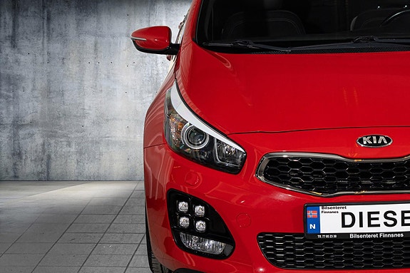 Kia Ceed 3 of 24