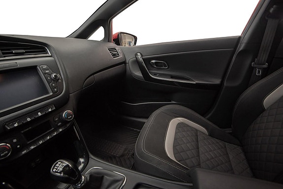 Kia Ceed 11 of 24