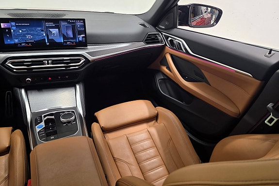 BMW i4 25 of 30