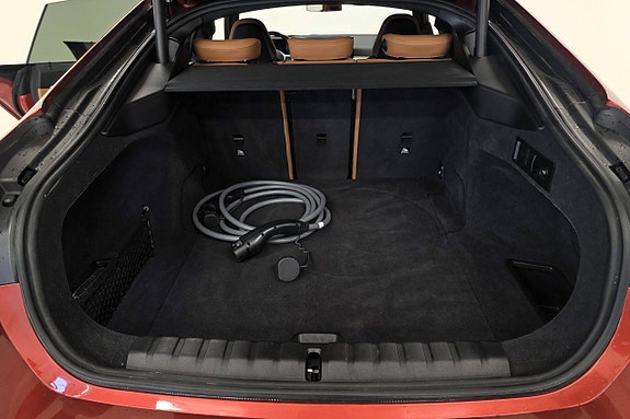 BMW i4 19 of 30