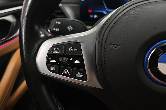 BMW i4 27 of 30