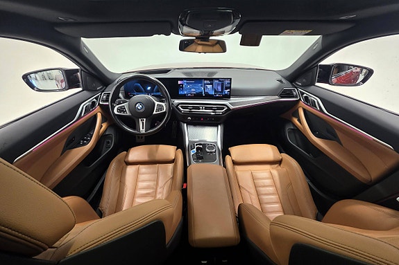 BMW i4 23 of 30