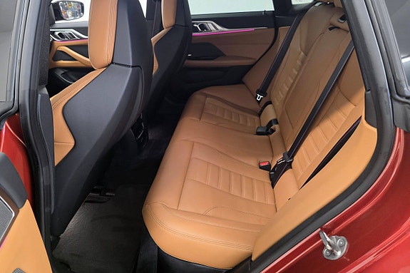 BMW i4 14 of 30