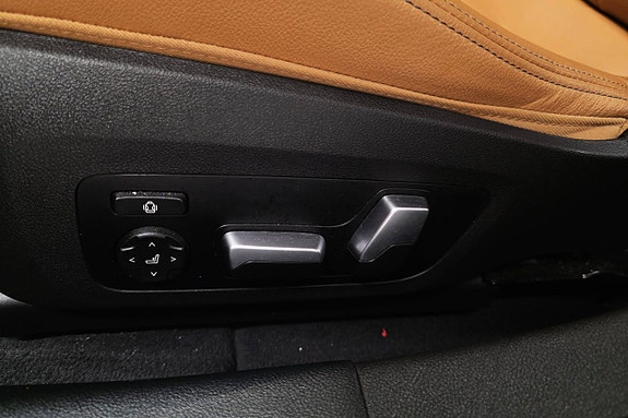 BMW i4 16 of 30