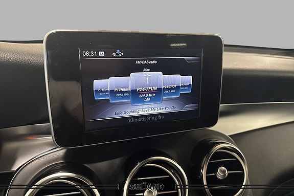 Mercedes-Benz GLC350 e 14 of 28