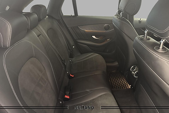 Mercedes-Benz GLC350 e 17 of 28