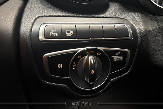 Mercedes-Benz GLC350 e 23 of 28