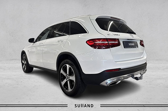 Mercedes-Benz GLC350 e 3 of 28