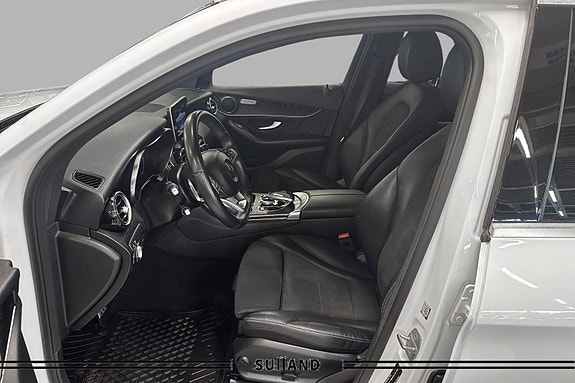 Mercedes-Benz GLC350 e 11 of 28