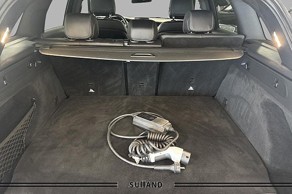 Mercedes-Benz GLC350 e 19 of 28