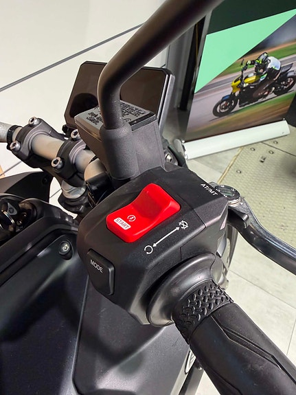 Yamaha MT-07 10 of 10