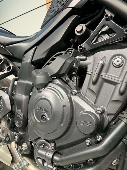 Yamaha MT-07 7 of 10